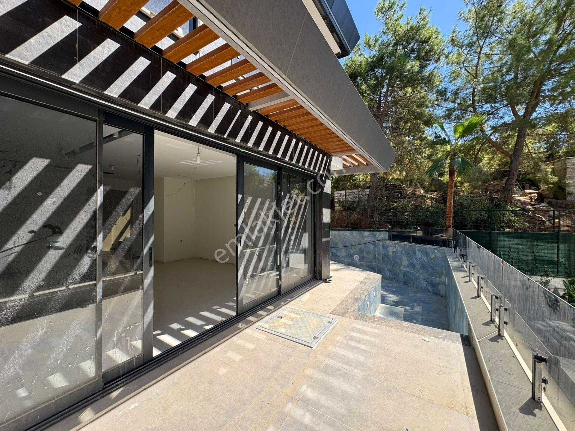 Alanya Oba Lüx Komplex İçerisinde Satılık Özel Havuzlu Muhteşem Villa — fotoğraf 24