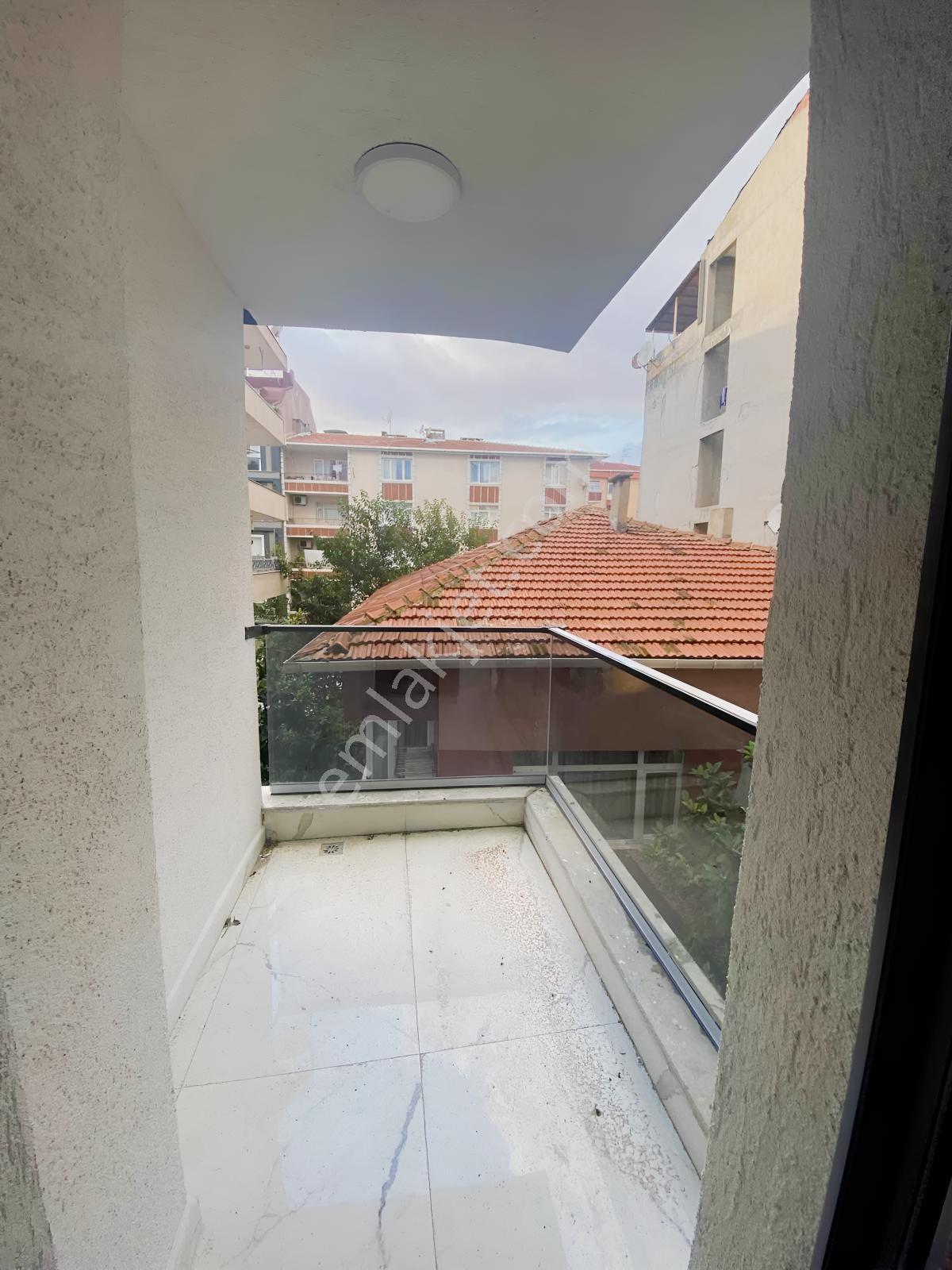Merkezde Metrobüse Birkaç Dk.sıfır 2+1 Oturuma Hazır — fotoğraf 11