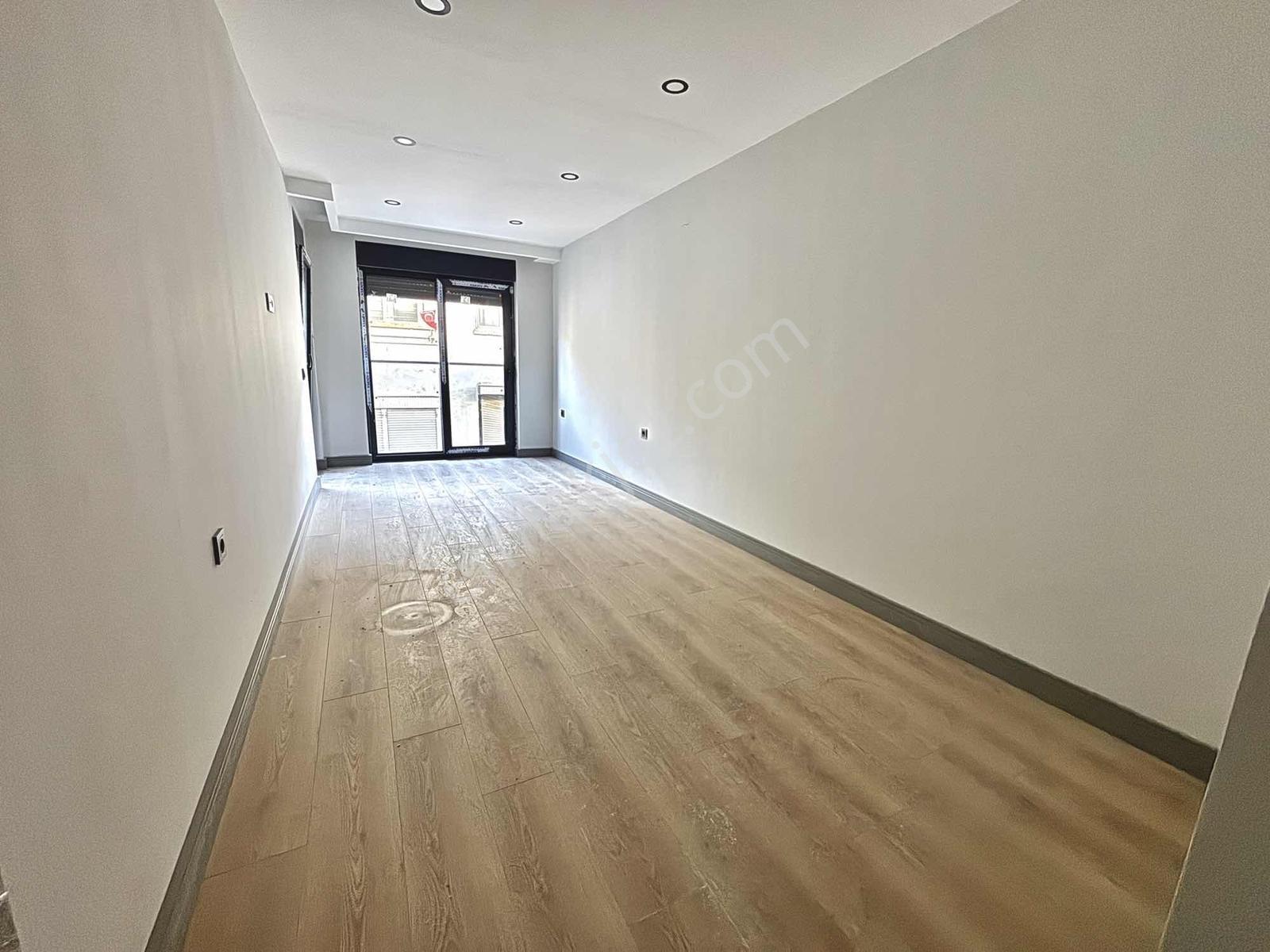 Gençlik Mah. 2+1 Ayrı Mutfak Satılık Daire — fotoğraf 7