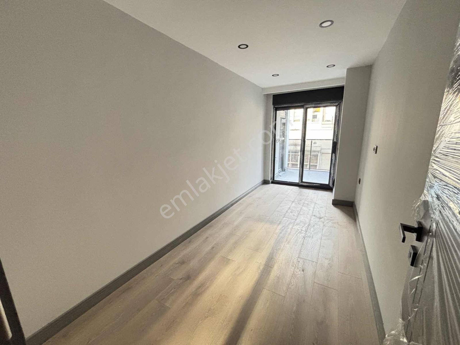 Gençlik Mah. 2+1 Ayrı Mutfak Satılık Daire — fotoğraf 11