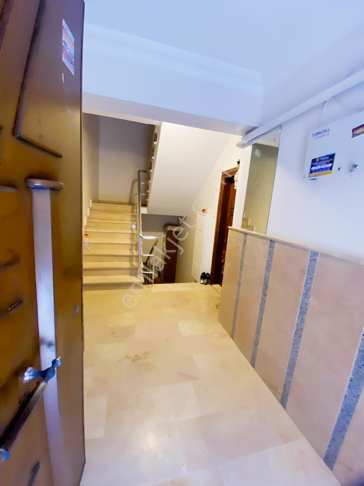 Merkezi Konum Metrobüse, Okullara, Markete Yakın Ön Cephe Daire — fotoğraf 15