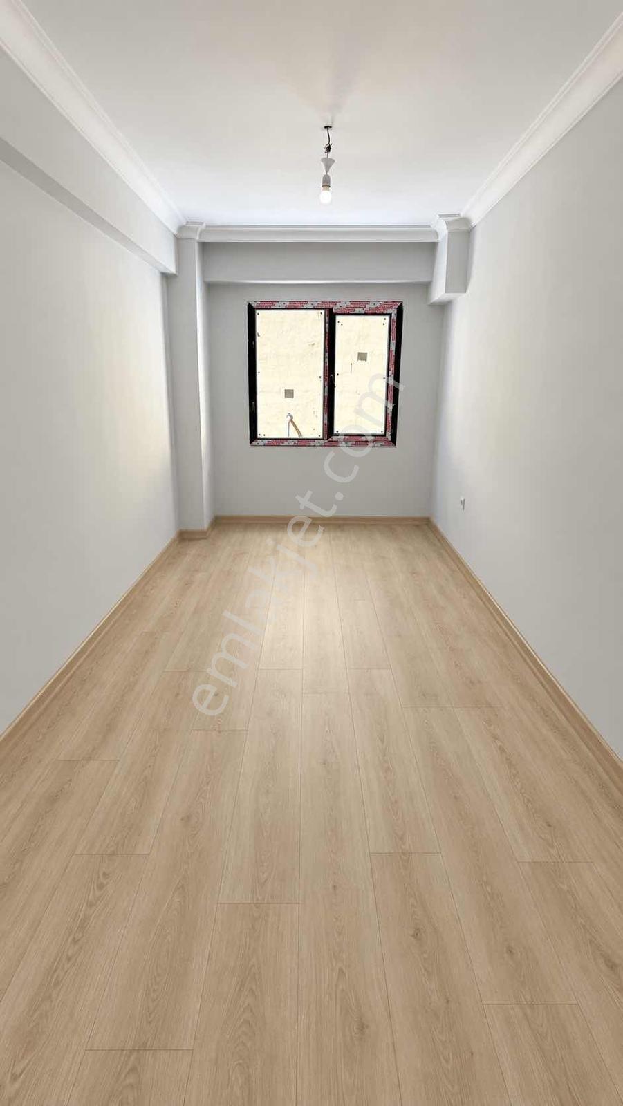 Gökalp Mahallesi'nde Satılık Sıfır 2+1 Balkonlu Daire — fotoğraf 2