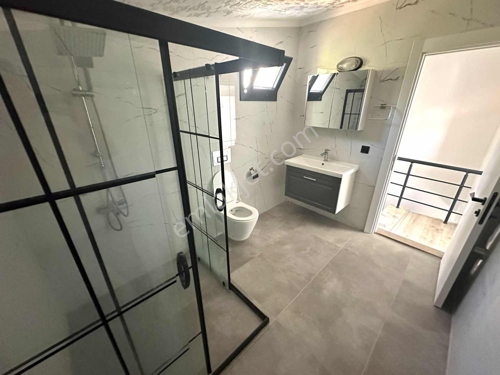 Akbükte Olimpik Havuzlu Sitede 3+1 Geniş Teraslı Daire — fotoğraf 8
