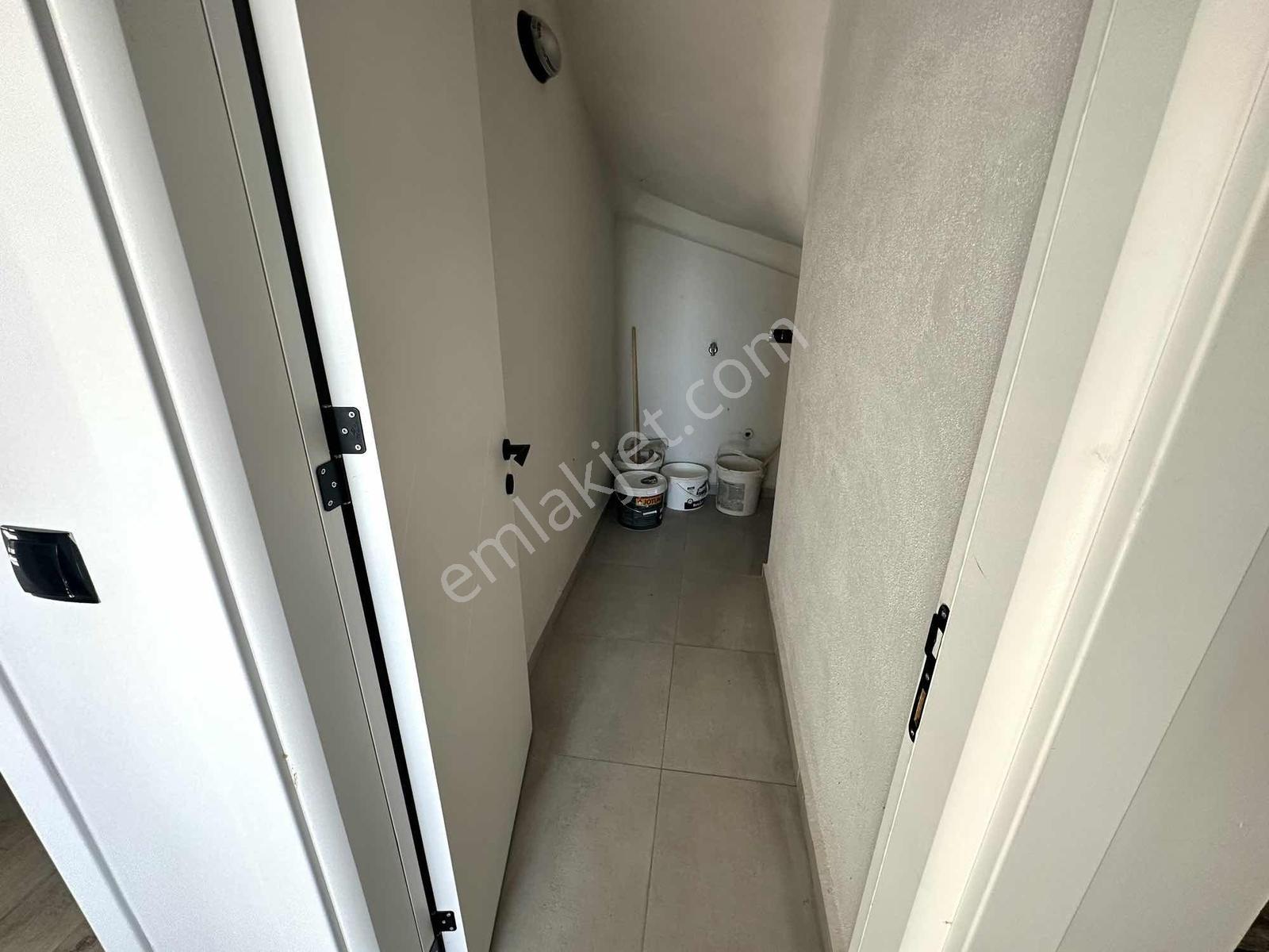 Akbükte Olimpik Havuzlu Sitede 3+1 Geniş Teraslı Daire — fotoğraf 14