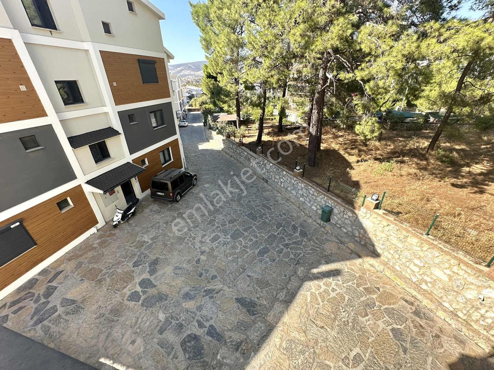 Akbükte Olimpik Havuzlu Sitede 3+1 Geniş Teraslı Daire — fotoğraf 27
