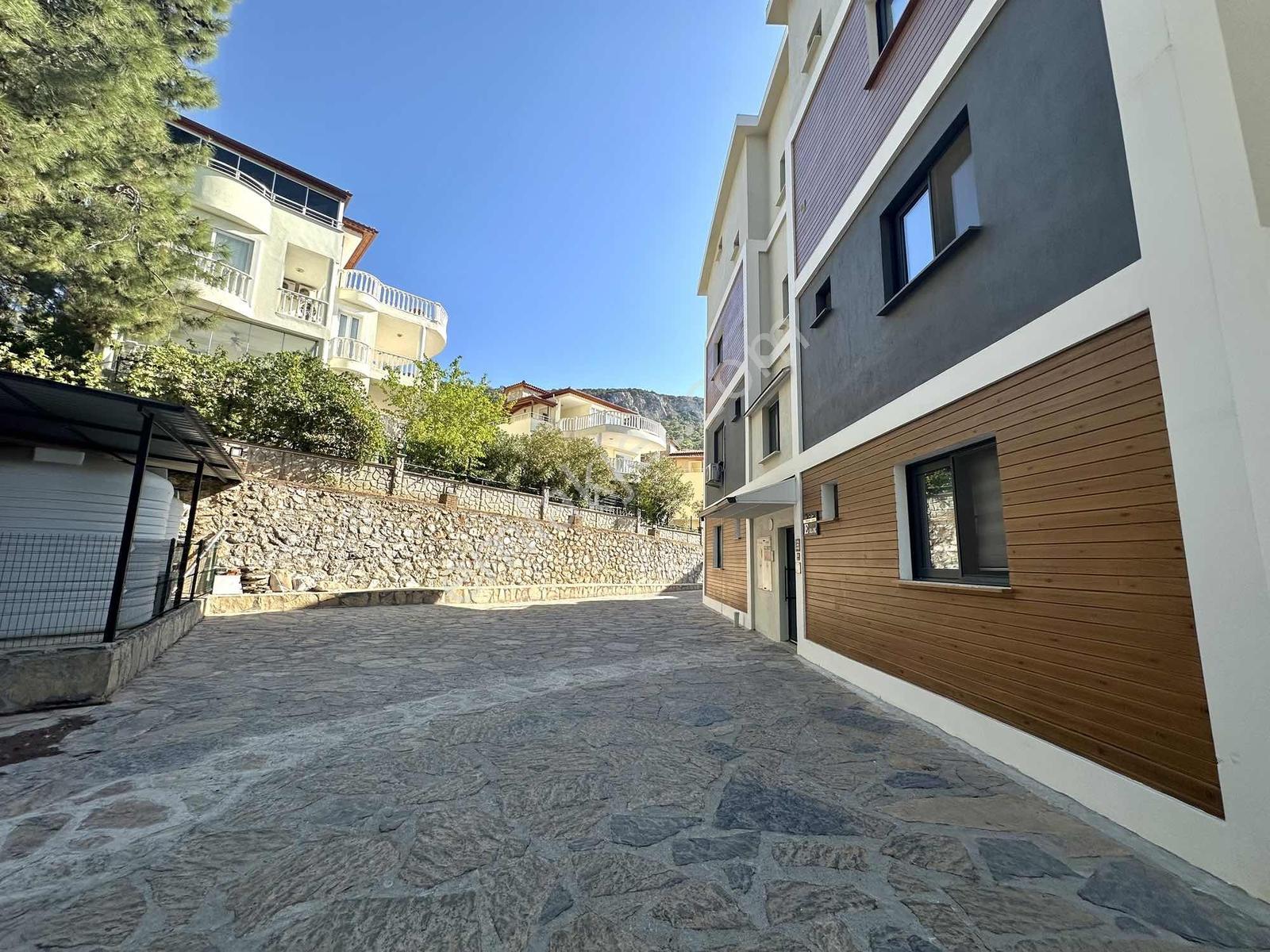 Akbükte Olimpik Havuzlu Sitede 3+1 Geniş Teraslı Daire — fotoğraf 29