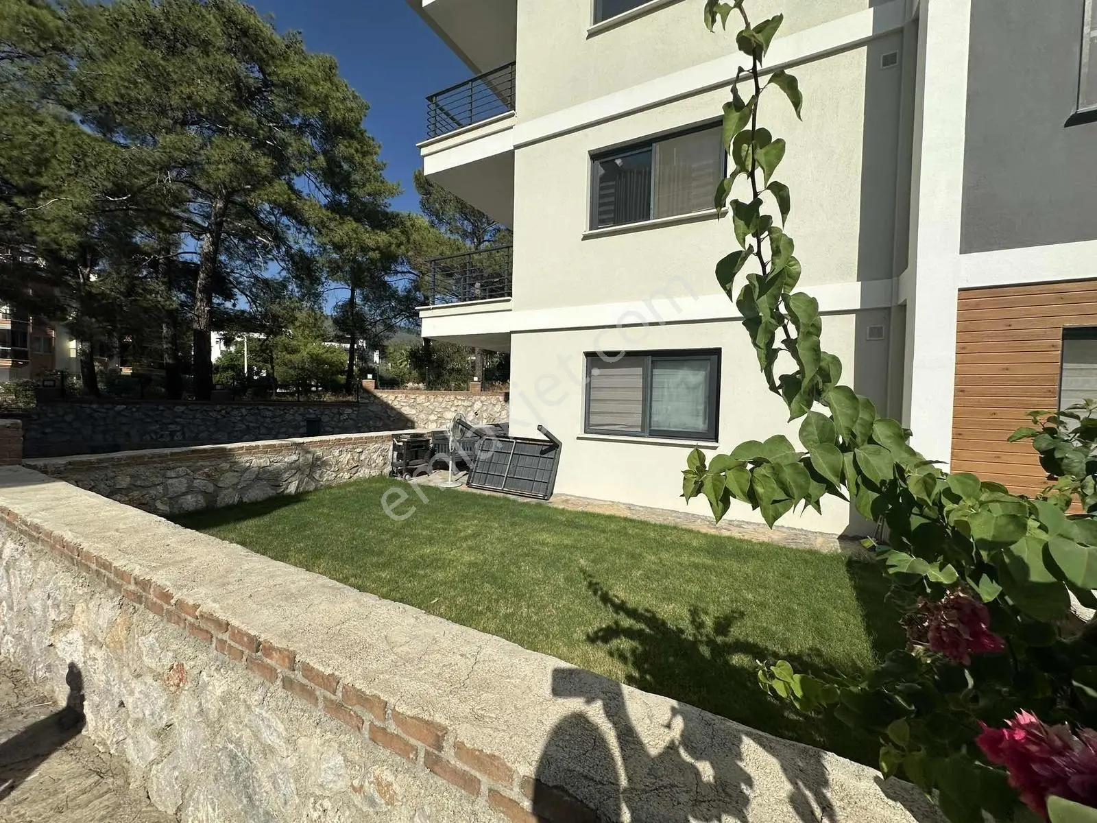 Didim Akbükte Havuzlu Sitede Bahçe Katı Geniş 2+1 Daire — fotoğraf 20