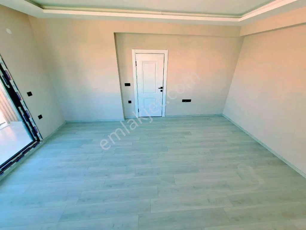 Uytundan Edremit Merkezde Müstakil Tadında Sıfır 3+1 Dubleks — fotoğraf 9