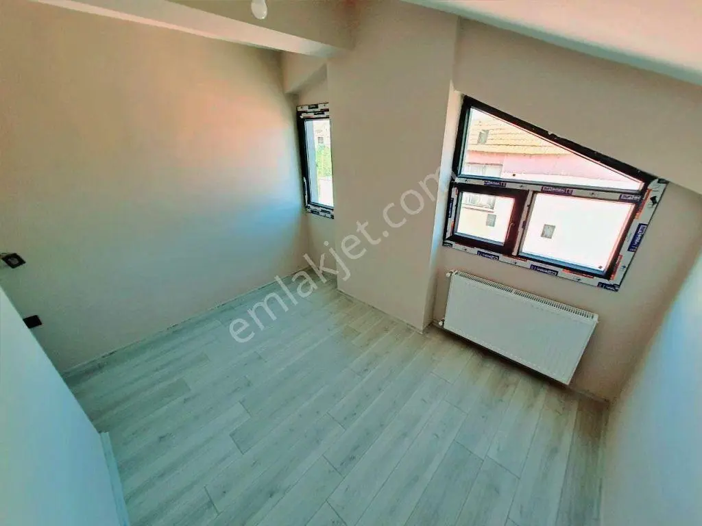Uytundan Edremit Merkezde Müstakil Tadında Sıfır 3+1 Dubleks — fotoğraf 10