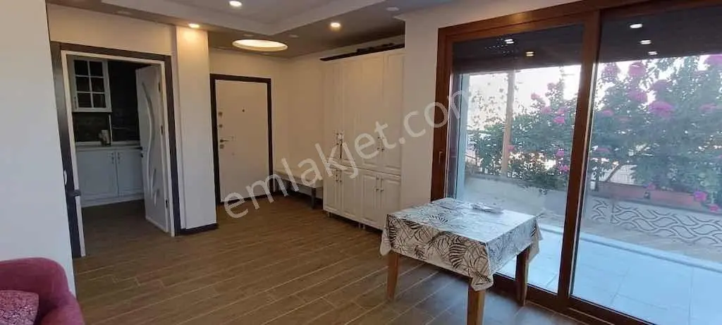 Efelerde Ferah Yaşam! 3+1 Tripleks Villa — fotoğraf 2