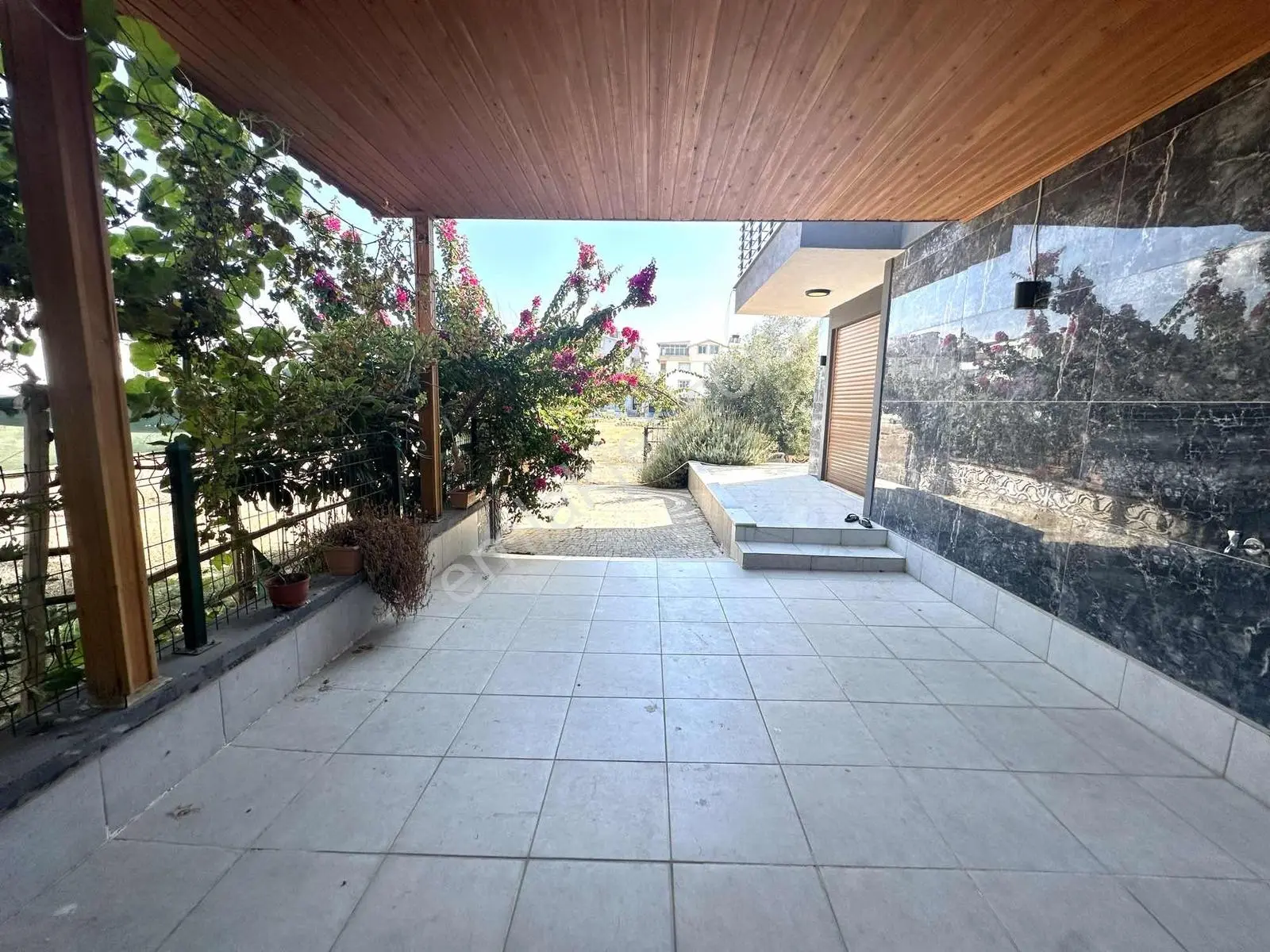 Efelerde Ferah Yaşam! 3+1 Tripleks Villa — fotoğraf 8