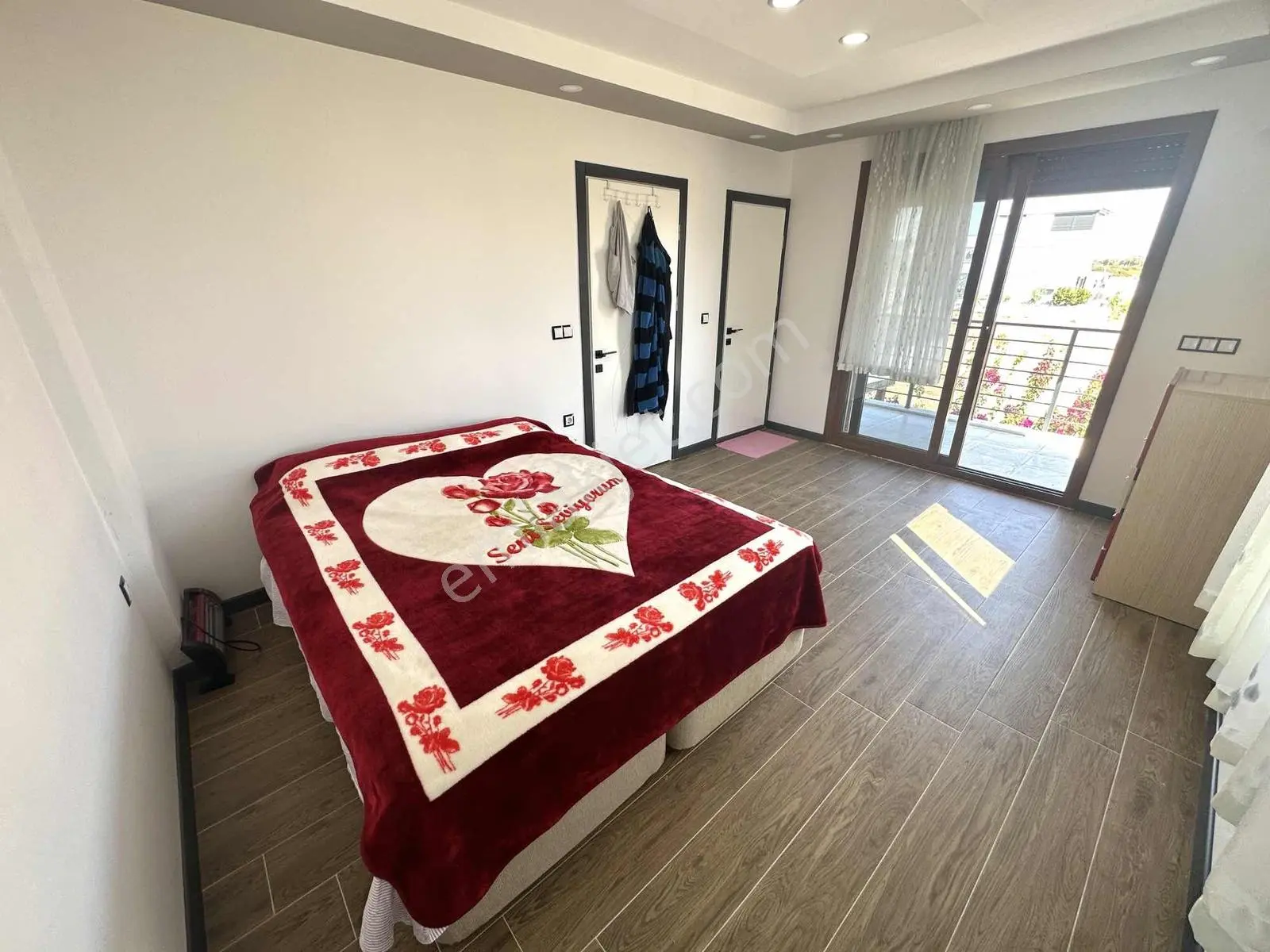Efelerde Ferah Yaşam! 3+1 Tripleks Villa — fotoğraf 16