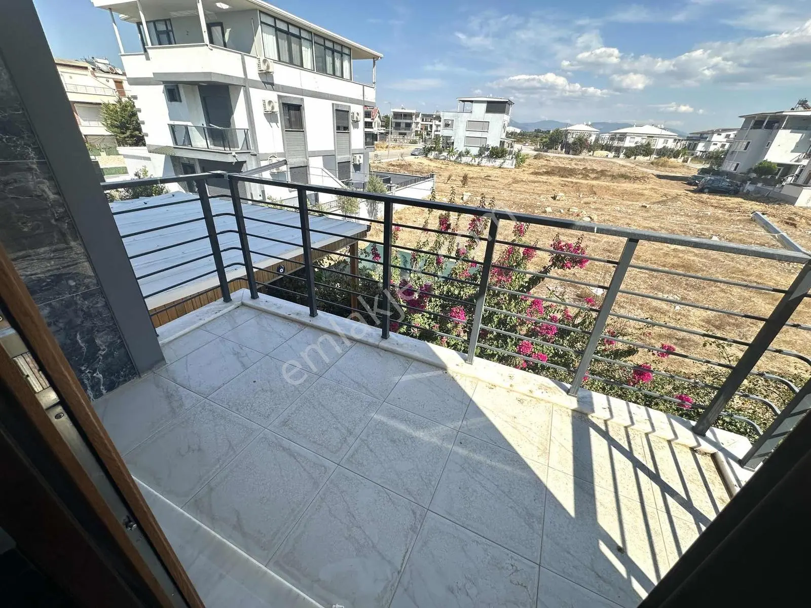 Efelerde Ferah Yaşam! 3+1 Tripleks Villa — fotoğraf 18
