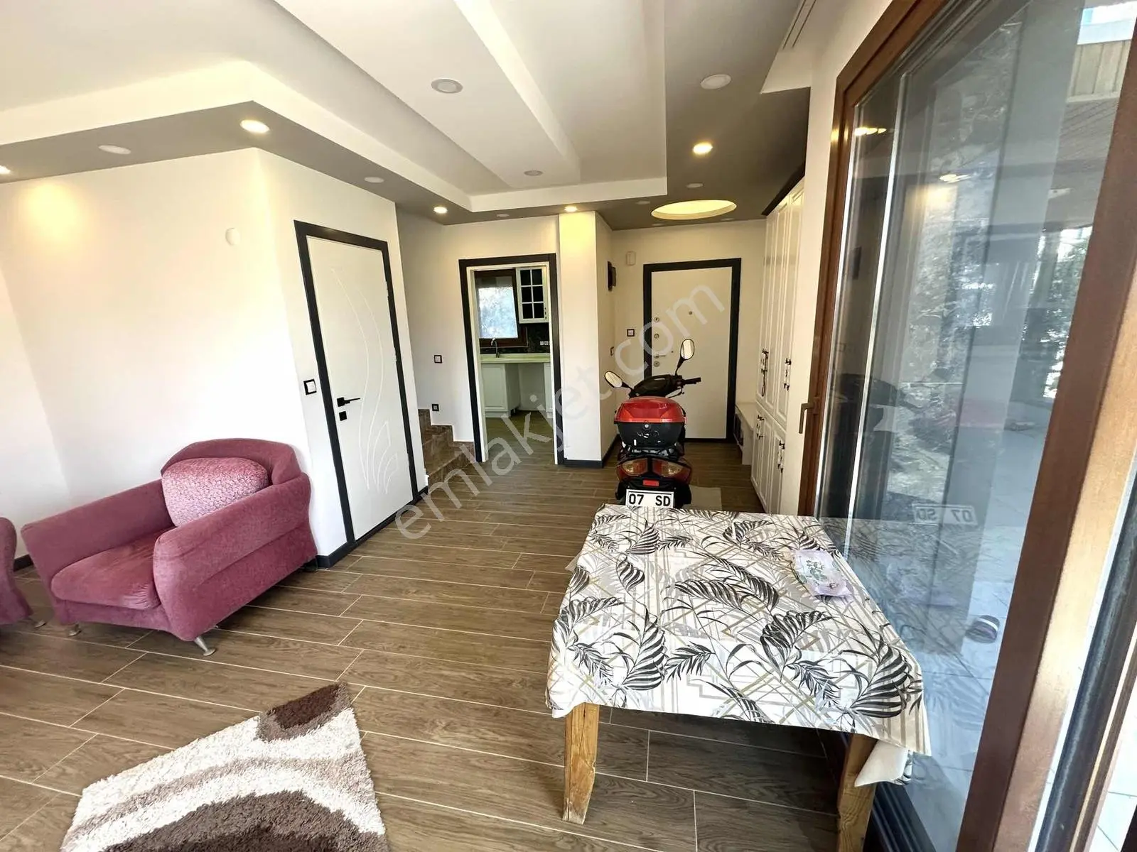 Efelerde Ferah Yaşam! 3+1 Tripleks Villa — fotoğraf 32
