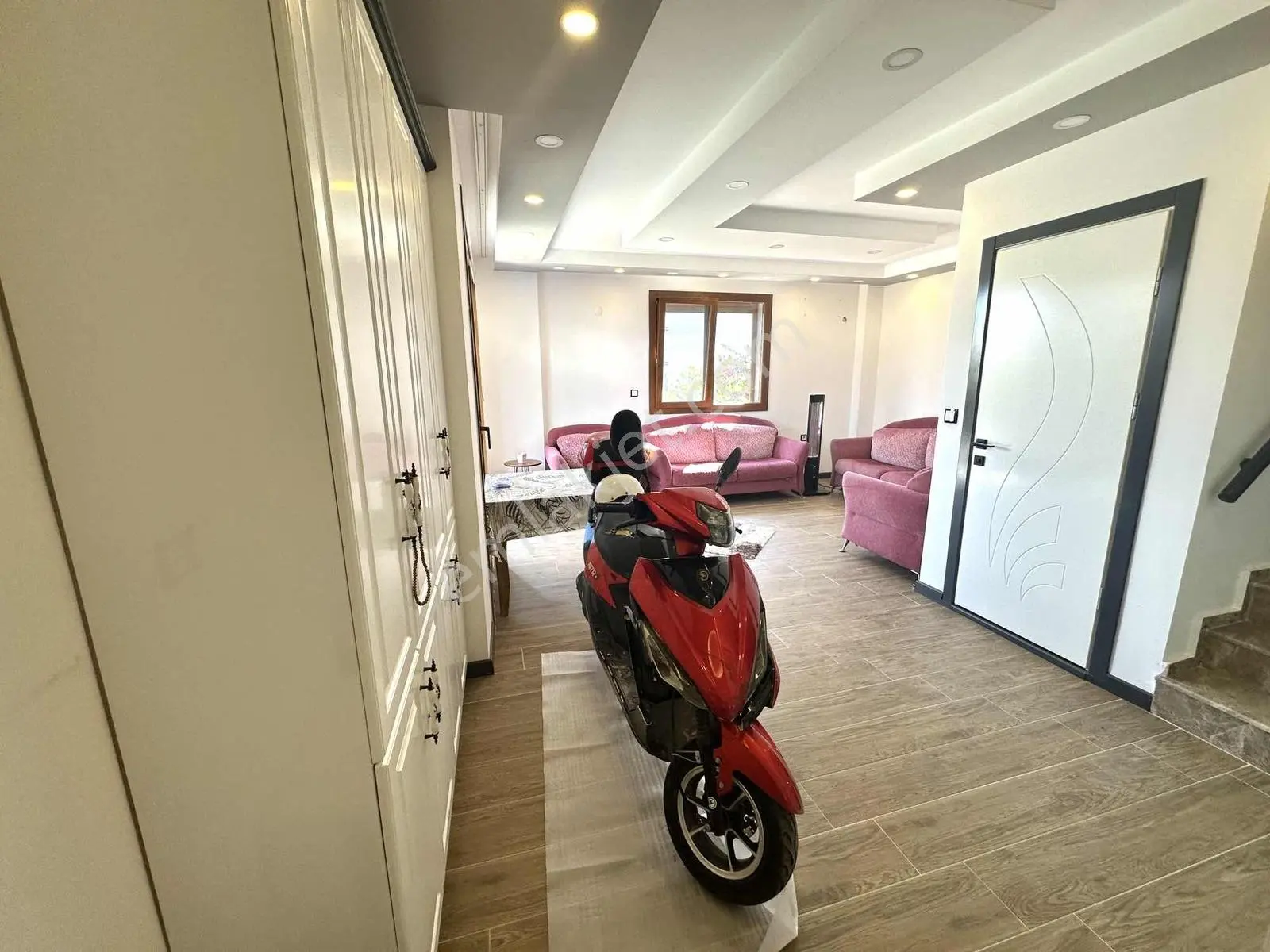 Efelerde Ferah Yaşam! 3+1 Tripleks Villa — fotoğraf 35