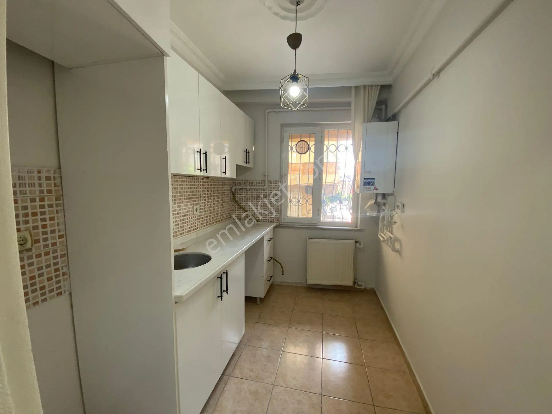 Avrupa Emlak Tan Nine Hatun Mh 75m²2+1 Yüksek Giriş,krediye Uygun,16-20 Aralığında,boş Satılık Daire — fotoğraf 2