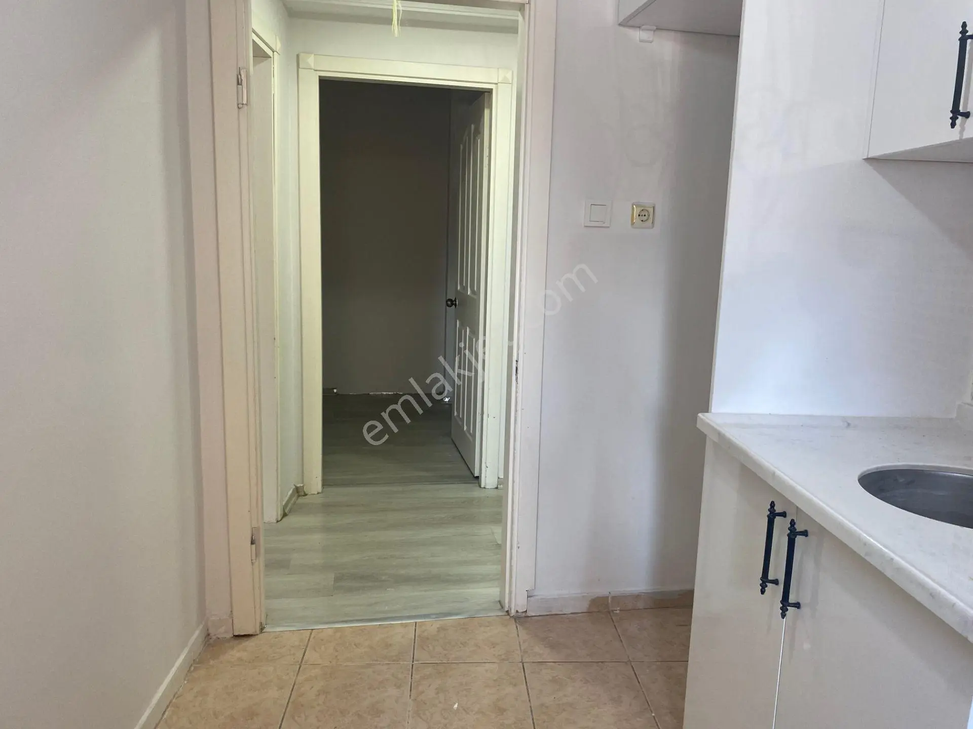 Avrupa Emlak Tan Nine Hatun Mh 75m²2+1 Yüksek Giriş,krediye Uygun,16-20 Aralığında,boş Satılık Daire — fotoğraf 3