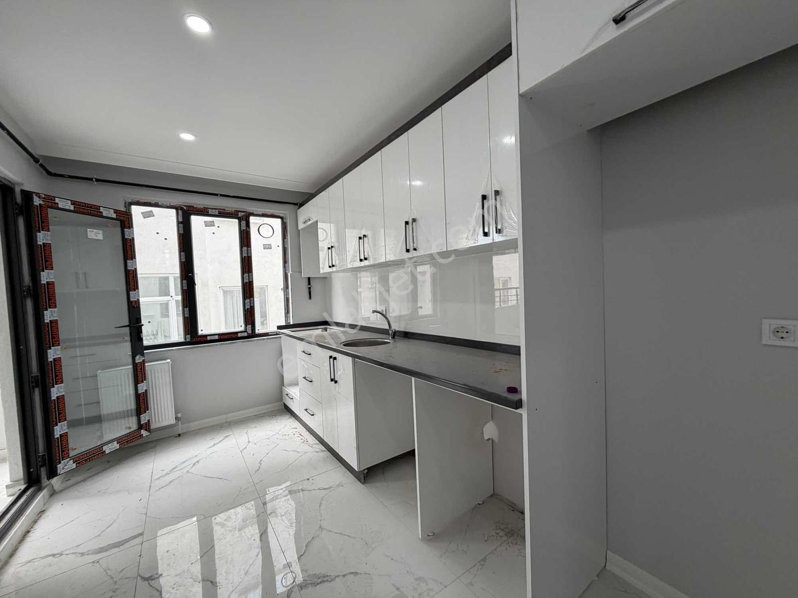 Arnavutköy Taşoluk Merkez Lüks 2+1 Daire — fotoğraf 5