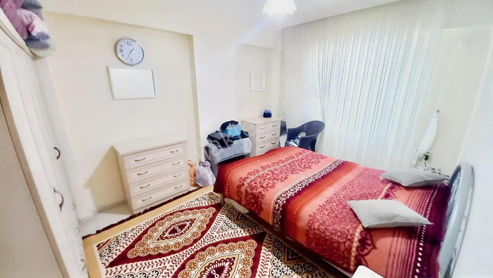 Denize Yürüme Mesafesinde Eşyalı 2+1 Ön Cephe Daire — fotoğraf 3