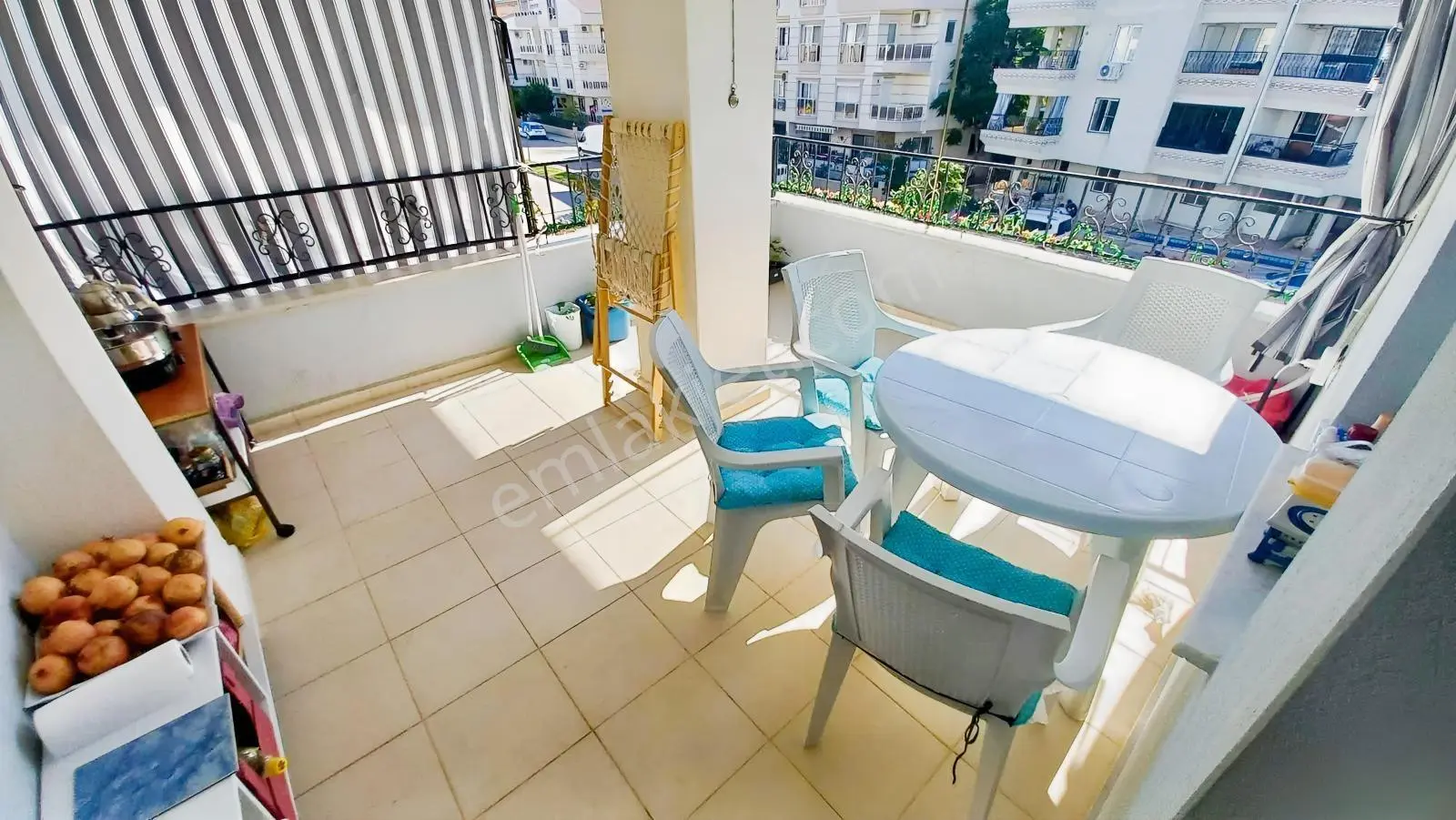 Denize Yürüme Mesafesinde Eşyalı 2+1 Ön Cephe Daire — fotoğraf 8