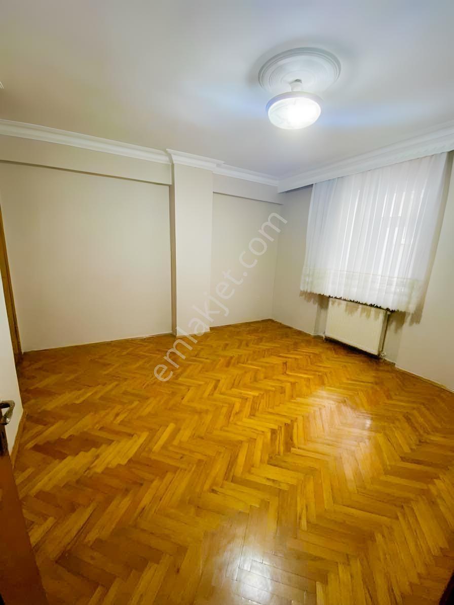Piyasanın Altında Fiyat! Merkezde 110 M² 3+1 Satılık Daire — fotoğraf 3