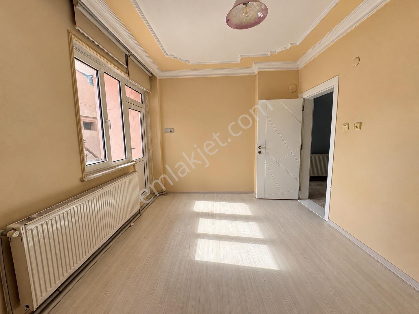 Roma' Dan Akhisar Mahallesi' Nde Satılık Daire — fotoğraf 7