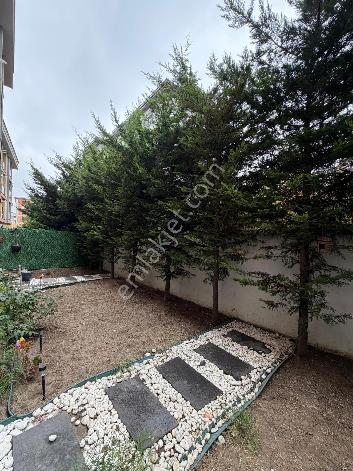 Butik Site İçerisin'de Özel Yaz Ve Kış Bahçeli Geniş M2'li 2+1 — fotoğraf 9