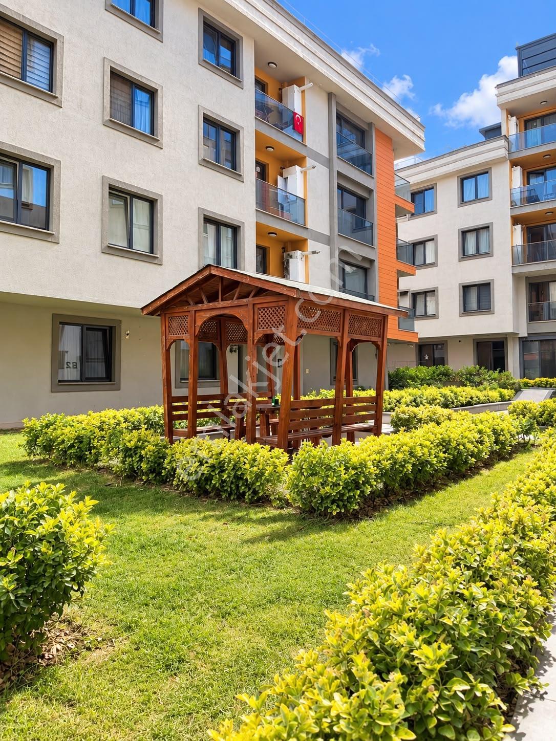 Butik Site İçerisin'de Özel Yaz Ve Kış Bahçeli Geniş M2'li 2+1 — fotoğraf 27