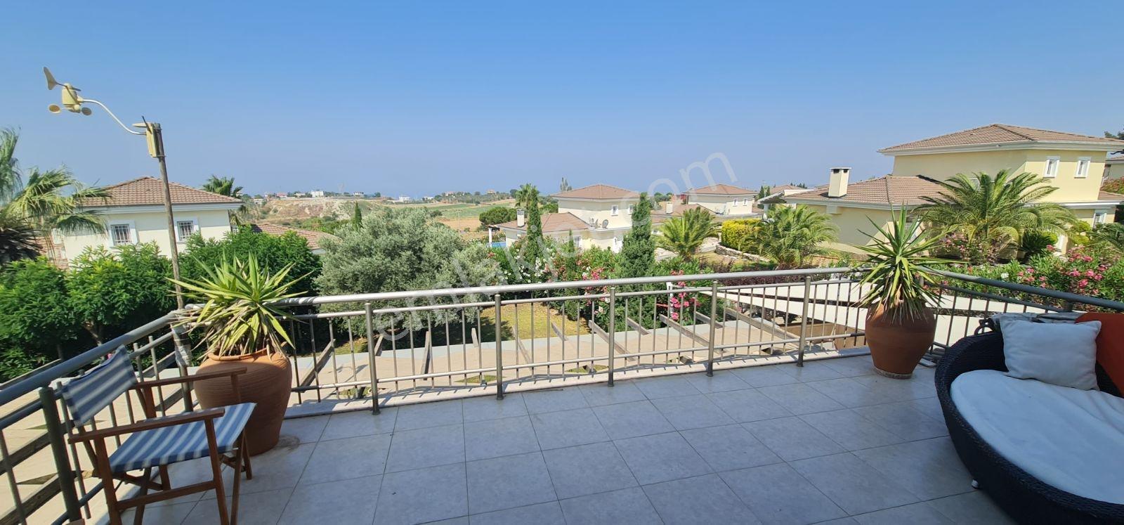 Kuşadası Satılık Yaylaköy De 6+1 Tek Müstakil Villa — fotoğraf 11