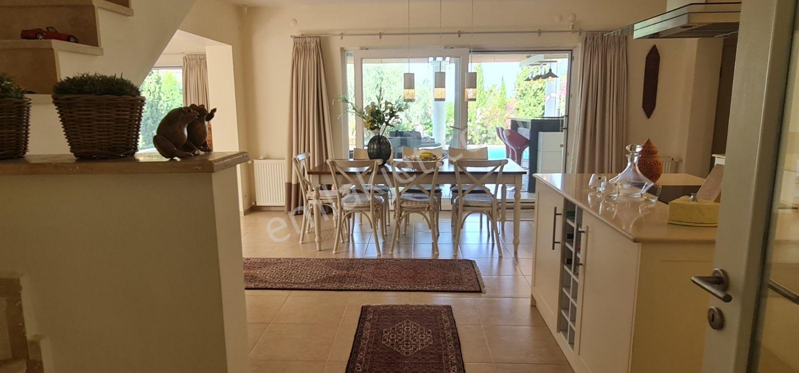 Kuşadası Satılık Yaylaköy De 6+1 Tek Müstakil Villa — fotoğraf 22