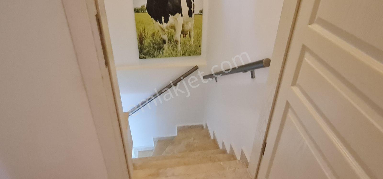 Kuşadası Satılık Yaylaköy De 6+1 Tek Müstakil Villa — fotoğraf 23