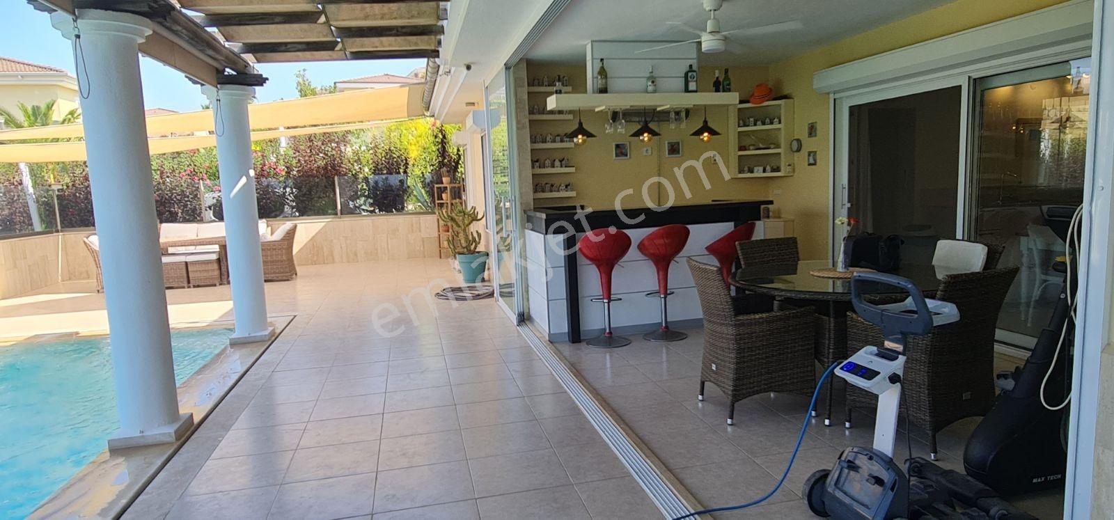 Kuşadası Satılık Yaylaköy De 6+1 Tek Müstakil Villa — fotoğraf 27