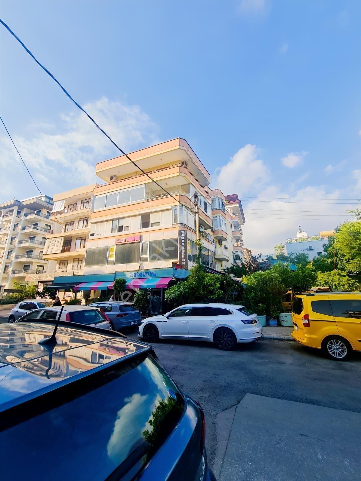 Alanya Güllerpınarında Satılık 2. Kat 2+1 Eşyalı Daire — fotoğraf 16