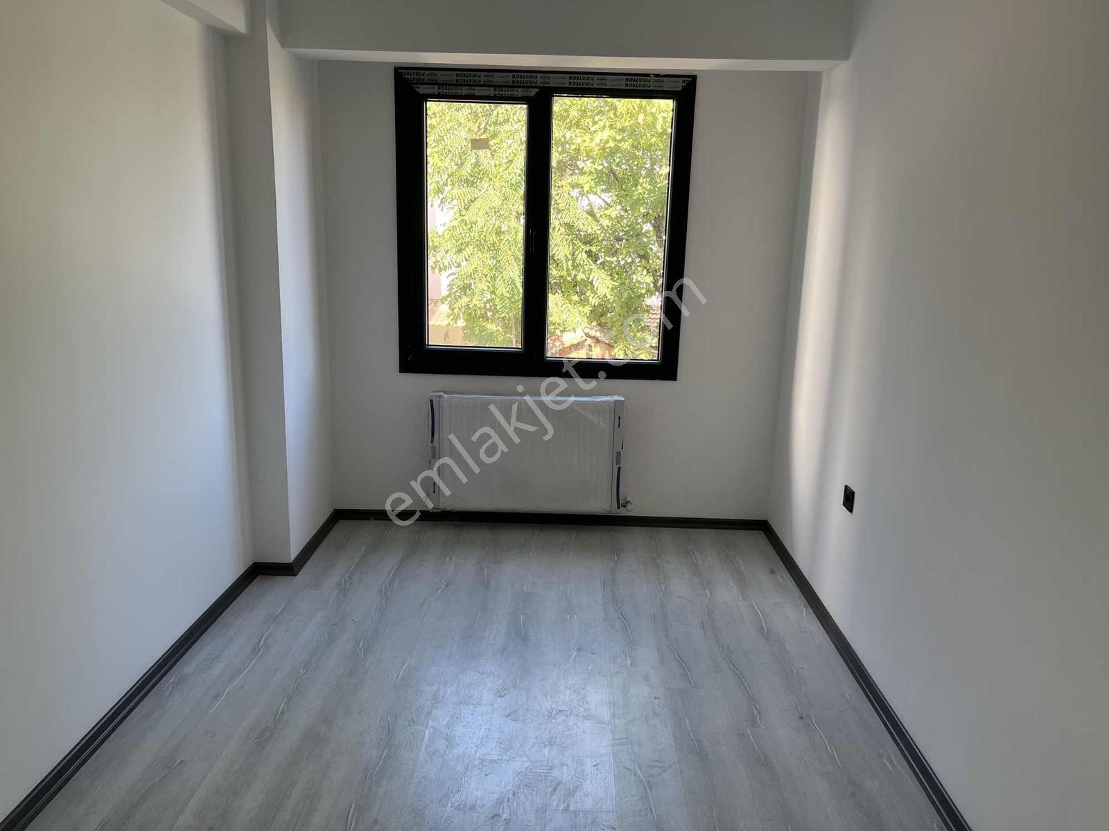 Gömeç Mithatpaşa Doğalgazlı Cam Balkonlu Satılık Daire — fotoğraf 7
