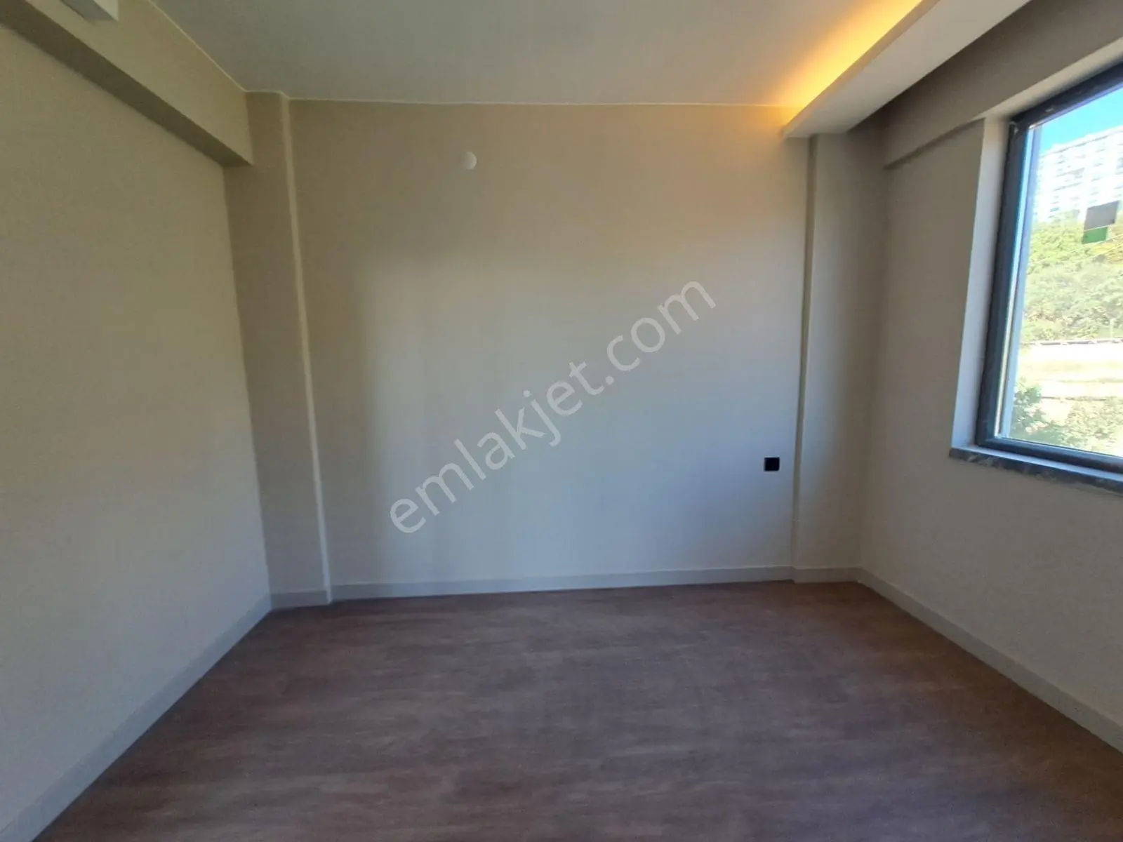 Alaçatı Gayrimenkulden Bağjmsız Mutfaklı Satılık 3+1 Daire — fotoğraf 15