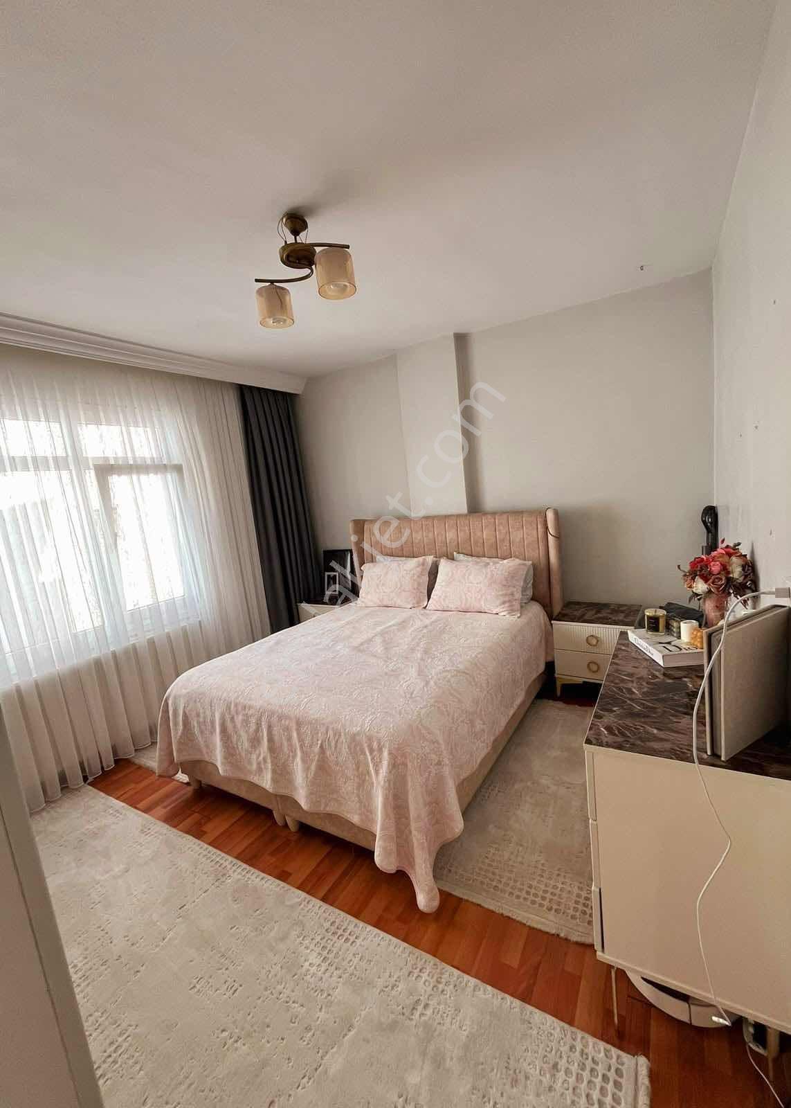 Pendik Kavakpınarda Geniş Daire — fotoğraf 3