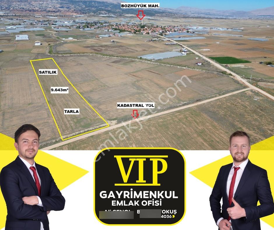 Vip Gayrimenkul'Den Bozhüyük Mah. Yol Cepheli 9.643M² Tarla