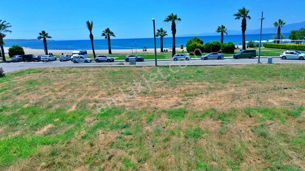 Uytundan Burhaniye Örende Denize Sıfır Ticari İmarlı Arsa — fotoğraf 10