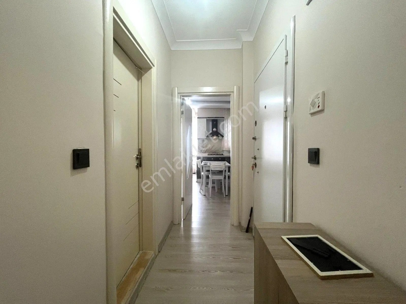 𝄞melodi'den Akçay Merkez'de Piyasanın Altında Ön Cephe Asansörlü Cam Balkon 1+1 Daire — fotoğraf 25