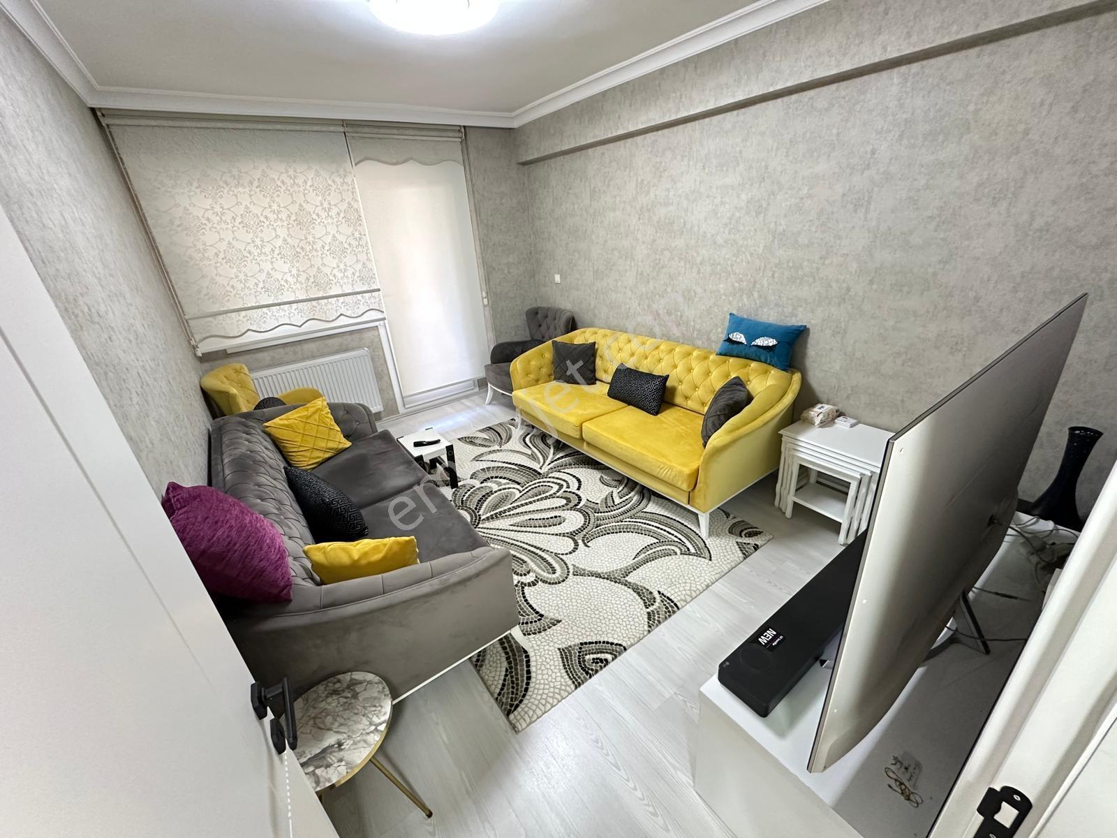 Şemikler Mahallesinde Site İçinde 3+1 Arakat Satılık Daire — fotoğraf 9