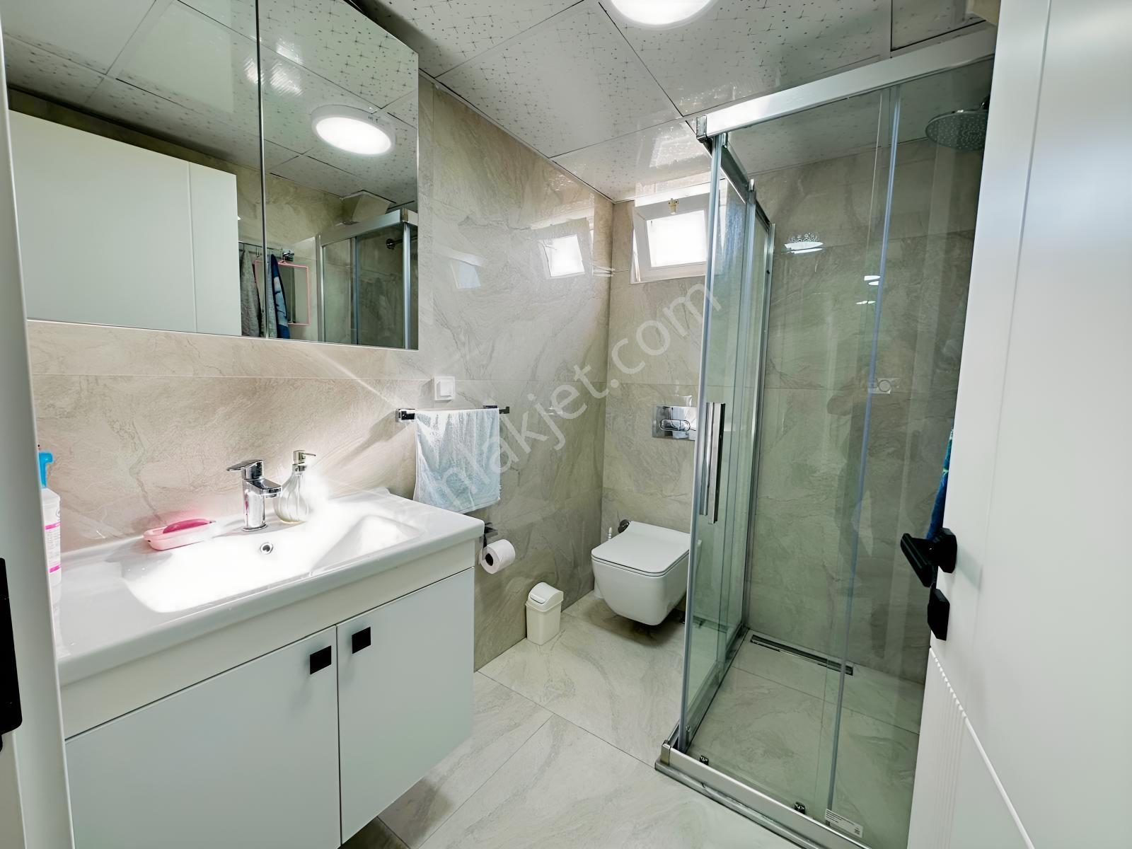 Şemikler Mahallesinde Site İçinde 3+1 Arakat Satılık Daire — fotoğraf 14