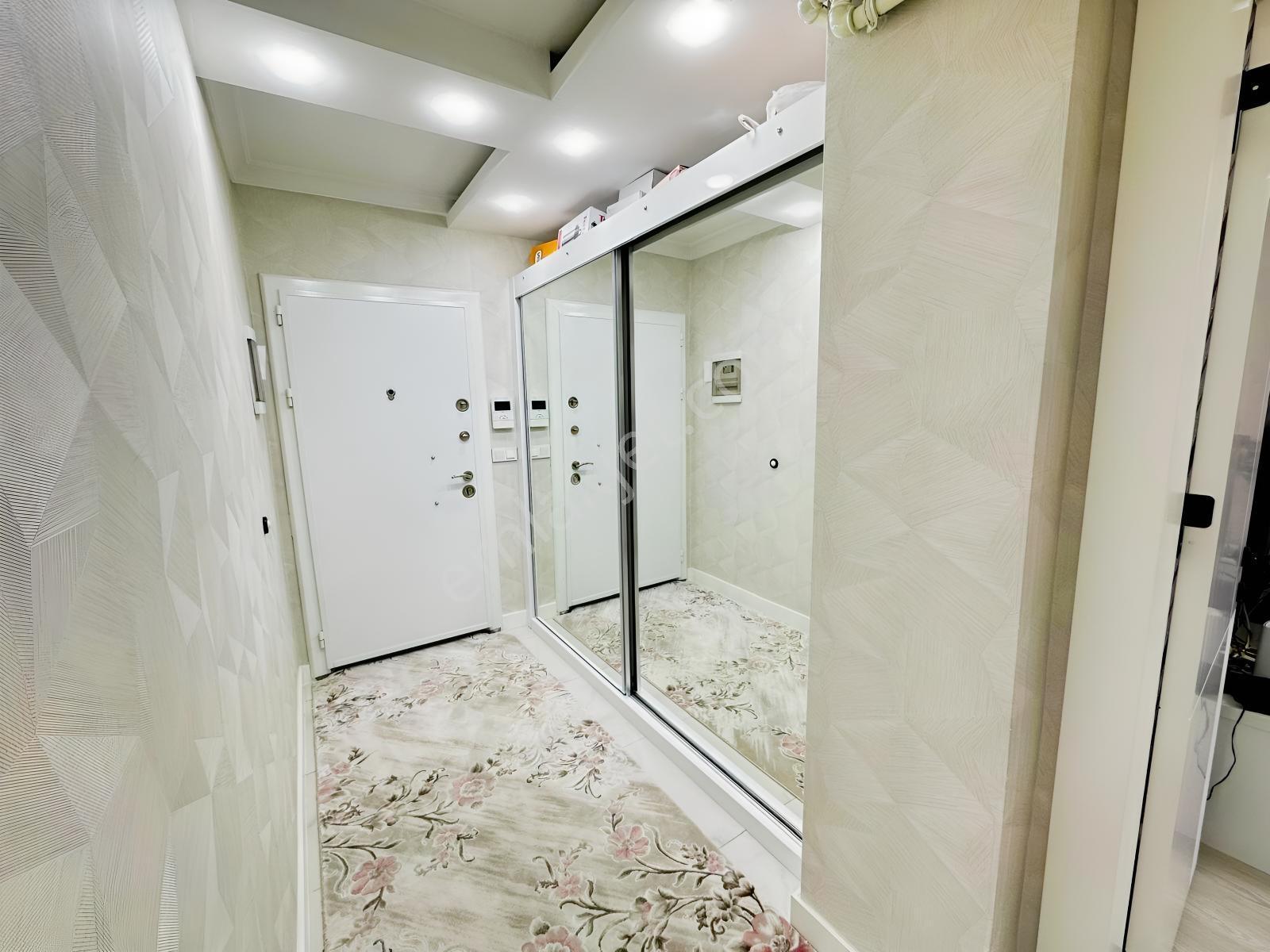 Şemikler Mahallesinde Site İçinde 3+1 Arakat Satılık Daire — fotoğraf 17