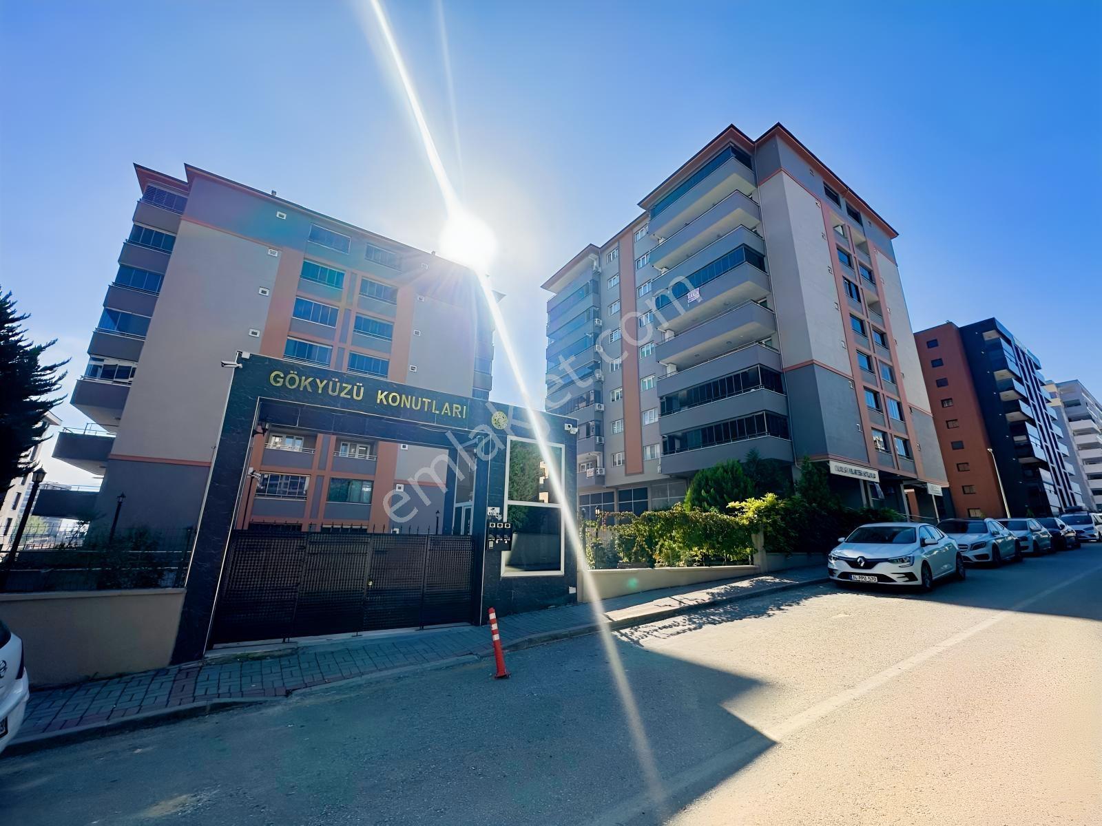 Şemikler Mahallesinde Site İçinde 3+1 Arakat Satılık Daire — fotoğraf 22