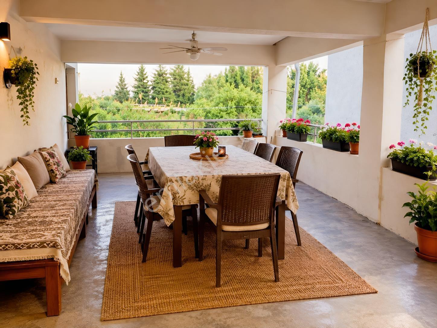 Kozan Gayrimnkuldn Gazi Köyünde 1300m2 Kullanımlı 3 Dükkan 2 Ev — fotoğraf 14