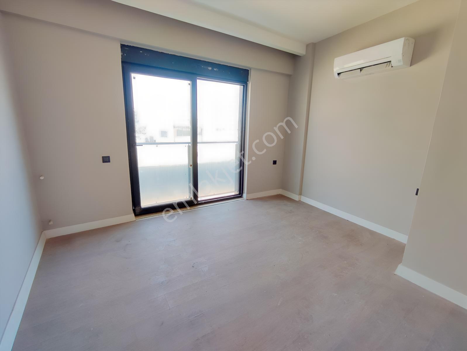 Altıntaş'ta Site İçinde Satılık 1+1 Daire — fotoğraf 8