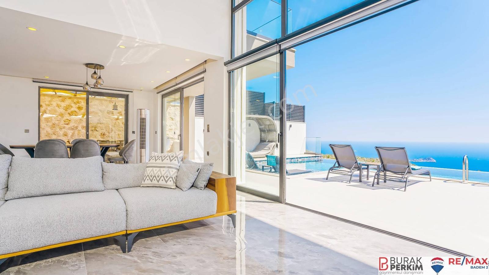 Kaş Bezirganda Deniz Manzaralı Satılık 2 Villa Ve 4.911 M² Hisse — fotoğraf 9