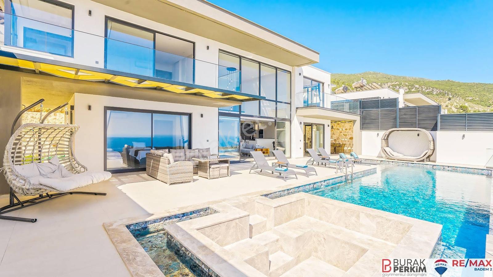 Kaş Bezirganda Deniz Manzaralı Satılık 2 Villa Ve 4.911 M² Hisse — fotoğraf 35