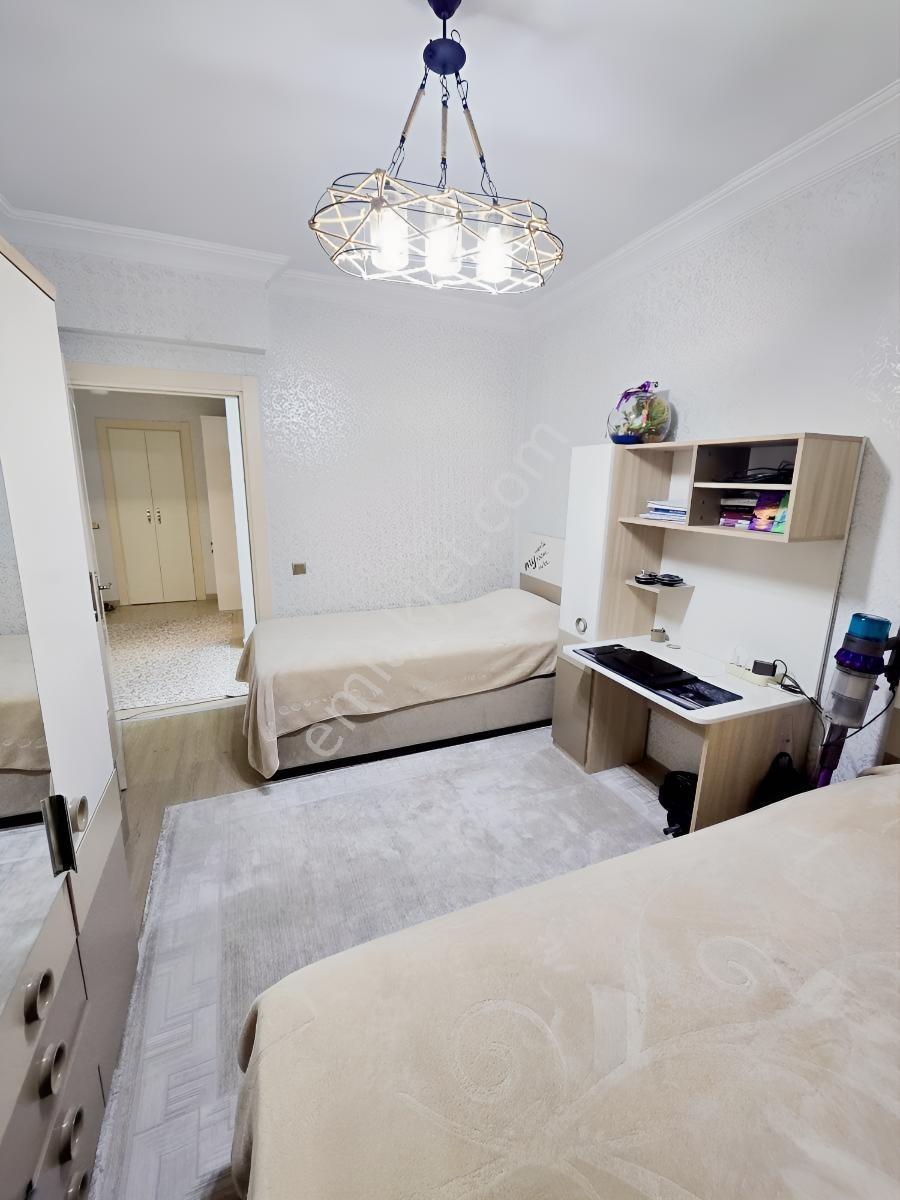 Hanedan Gyo'dan Site İçerisinde Satılık 2+1 Daire — fotoğraf 16