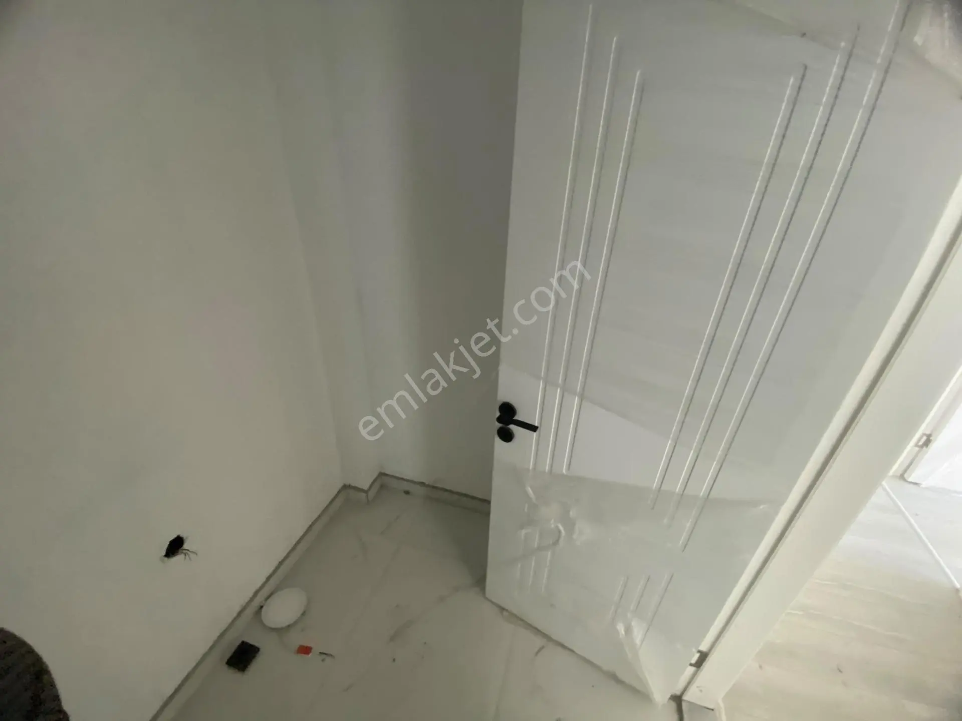 Kuşadası'nda Sıfır Havuzlu Sitede 2+1 Satılık Daire — fotoğraf 7