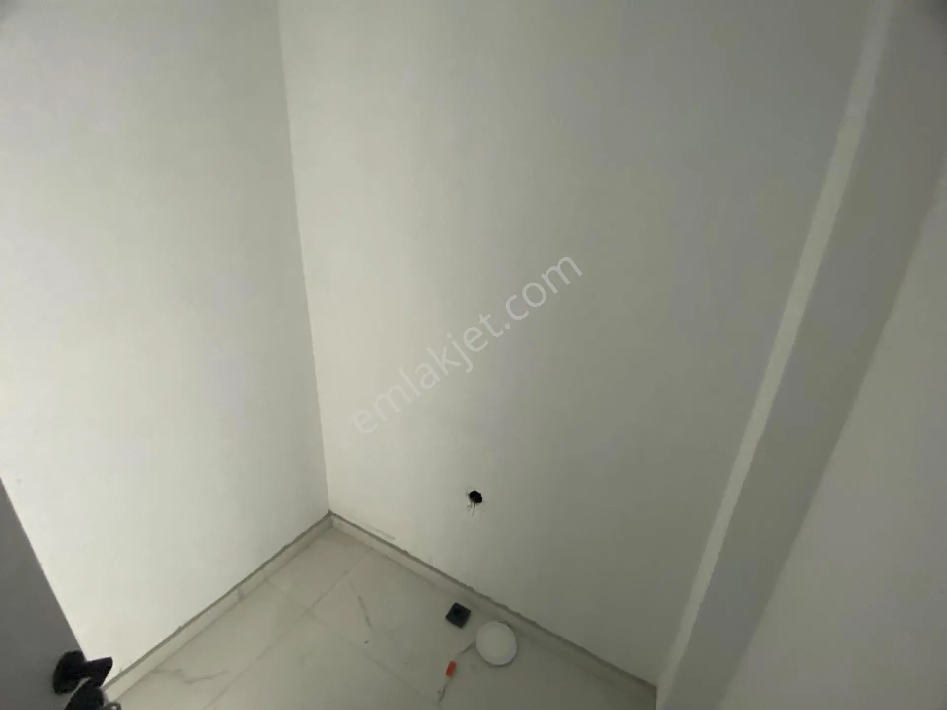Kuşadası'nda Sıfır Havuzlu Sitede 2+1 Satılık Daire — fotoğraf 10